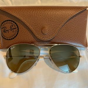 Ray-Ban RB3025 Aviator Classic Sunglasses - Small Frame